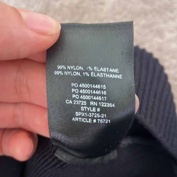 Aritzia Babaton one sided strap black ribbed crop top size xs - nylon and rayon - Picture 4 of 4